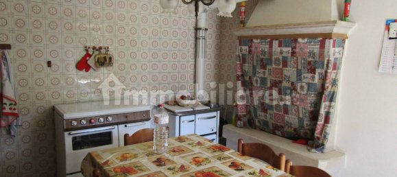 2 bedrooms House in Negrar, Italy No. 287454 3