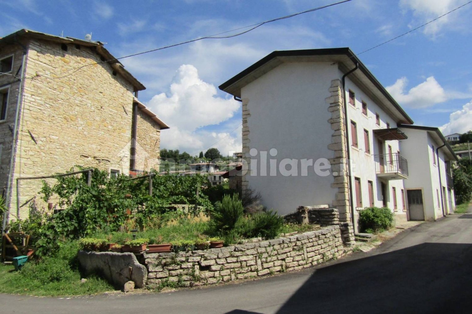 2 bedrooms House in Negrar, Italy No. 287454