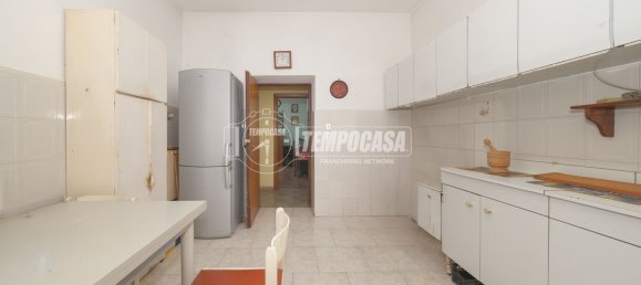 3 rooms Apartment in Campagnano di Roma, Italy No. 274484 18