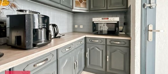 3 bedrooms House in Bernay, France No. 359988 5