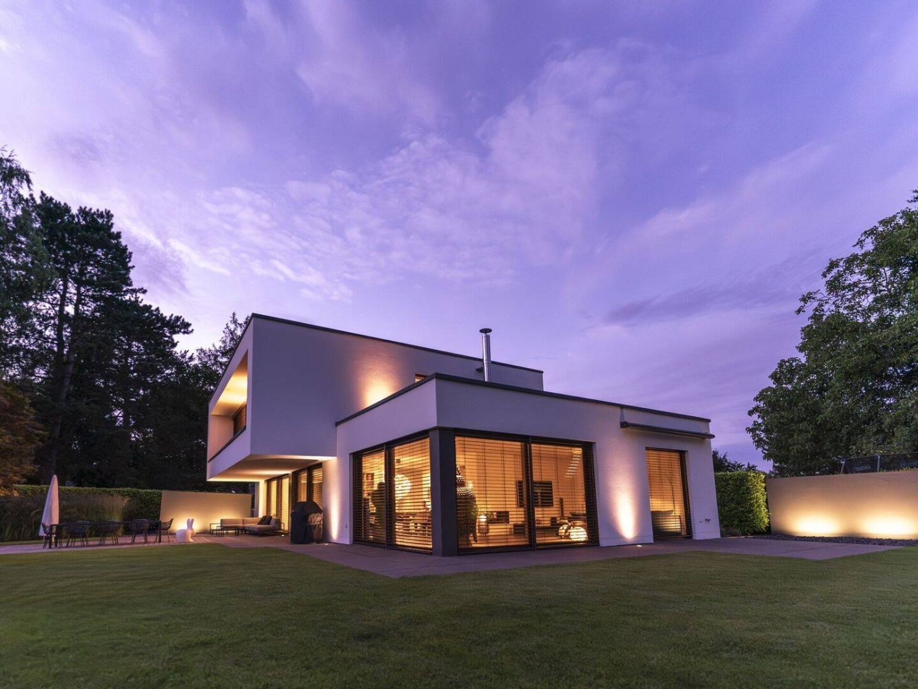 Villa de 4 dormitorios en Solingen, Germany No. 304955