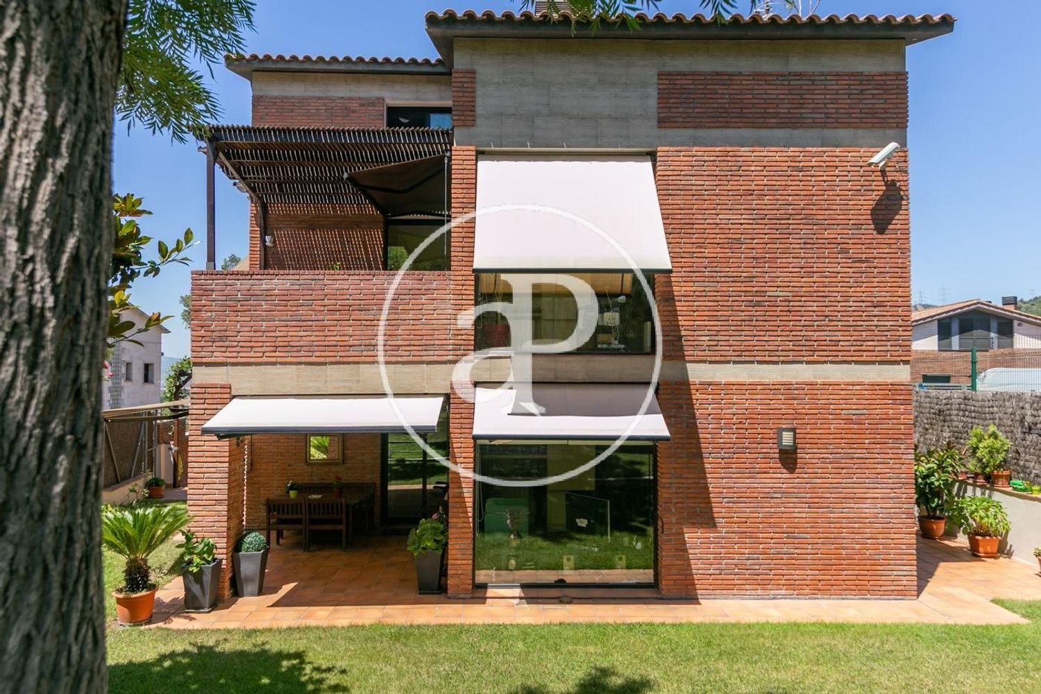 6 غرف نوم منزل في Sant Just Desvern, Spain رقم 25041