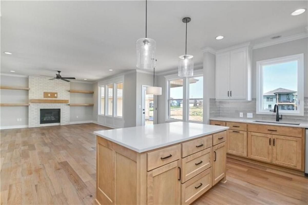 5 bedrooms House in Shawnee, USA No. 420938