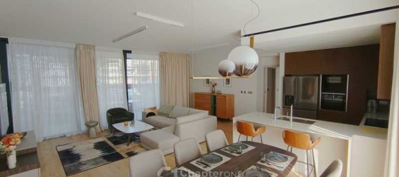 3 bedrooms Apartment in Limassol, Cyprus No. 21072 4