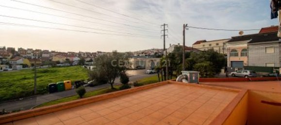 Villa T3 em Odivelas, Portugal N.º 84714 37