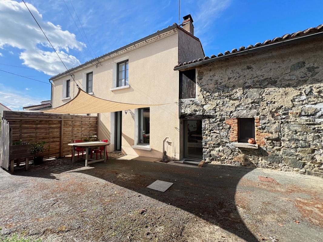 3 chambres Maison à Maine-et-Loire, France No. 280387