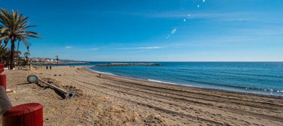 Apartamento de 2 dormitorios en Marbella, Spain No. 116196 37