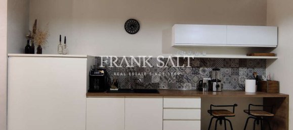 Мезонет с 1 спальней в Аттард, Мальта № 7449 2