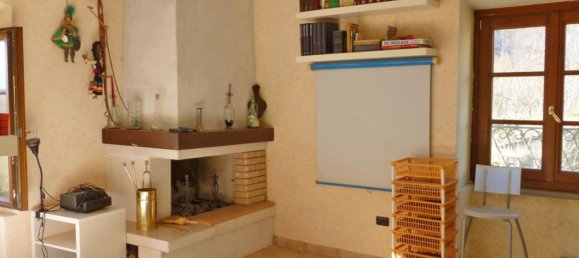 21 room House in Mulazzo, Italy No. 232150 31