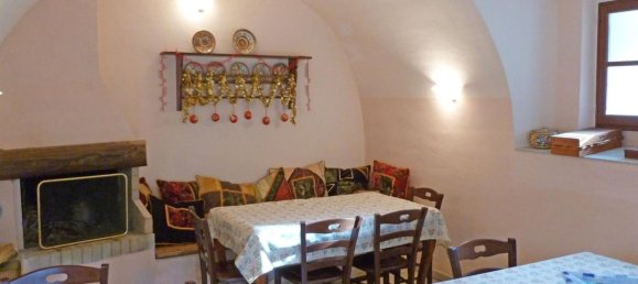 21 room House in Mulazzo, Italy No. 232150 26
