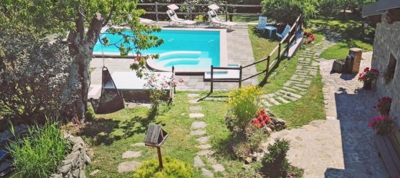 21 room House in Mulazzo, Italy No. 232150 18