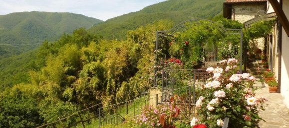 21 room House in Mulazzo, Italy No. 232150 23