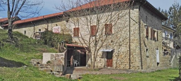21 room House in Mulazzo, Italy No. 232150 2