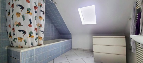 Casa de 3 dormitorios en Chartres, France No. 215312 2