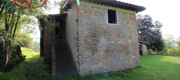 6 bedrooms House in Terranuova Bracciolini, Italy No. 90967 9