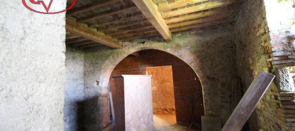 6 bedrooms House in Terranuova Bracciolini, Italy No. 90967 23