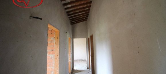 6 bedrooms House in Terranuova Bracciolini, Italy No. 90967 14