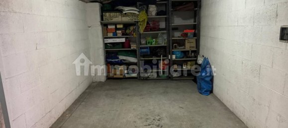  مرآب في Rome, Italy 18متر مربع رقم 24981 11