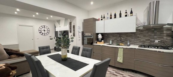 3-Zimmer Wohnung in Palermo, Italy, Nr. 307604 13