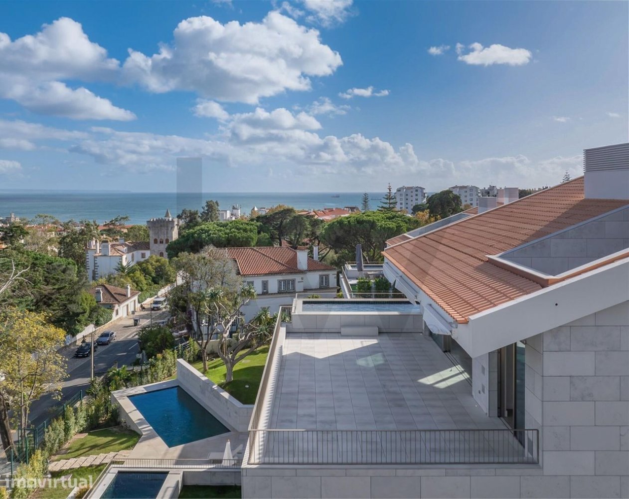 3 bedrooms Duplex in Cascais, Portugal No. 147171