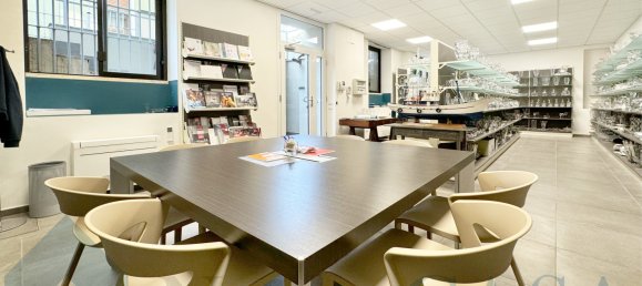 2-salle Propriété commerciale à Milan, Italy No. 243803 7