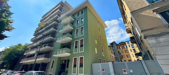 2-salle Propriété commerciale à Milan, Italy No. 243803 2