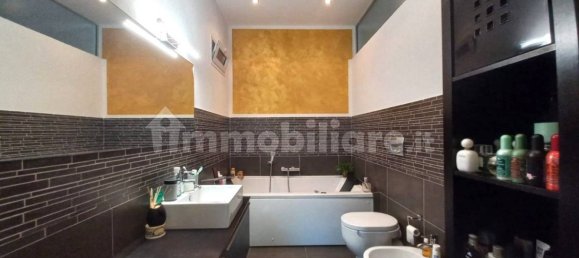 3 bedrooms Villa in Medicina, Italy No. 345920 9