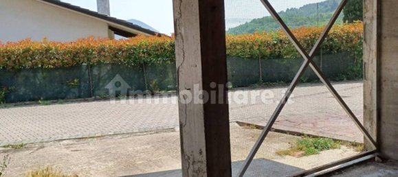 3 bedrooms House in Valdagno, Italy No. 322662 10