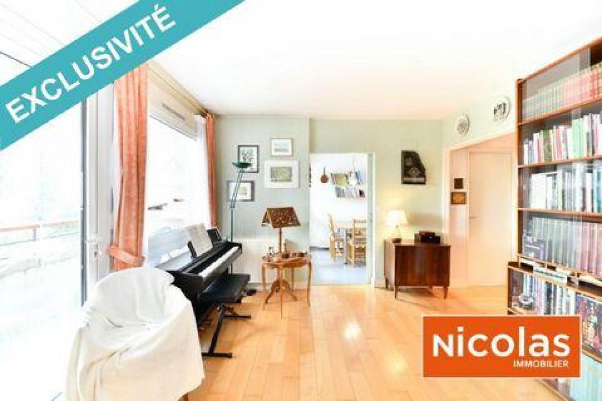 4 chambres Appartement à Massy, France No. 23582