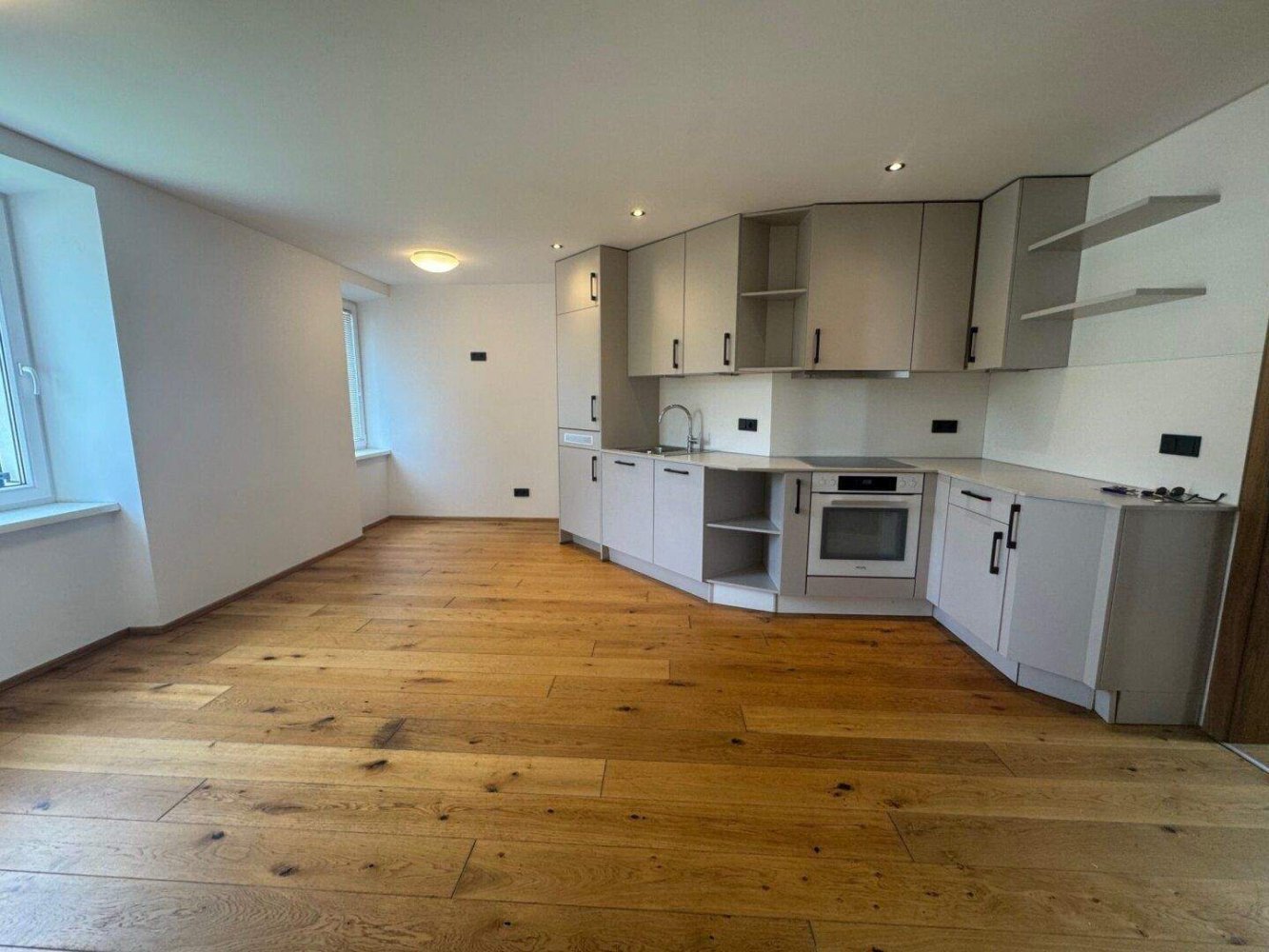 3 rooms Apartment in Salzburg, Austria No. 142925