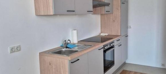 2 bedrooms Apartment in Favoriten, Austria No. 234137 3