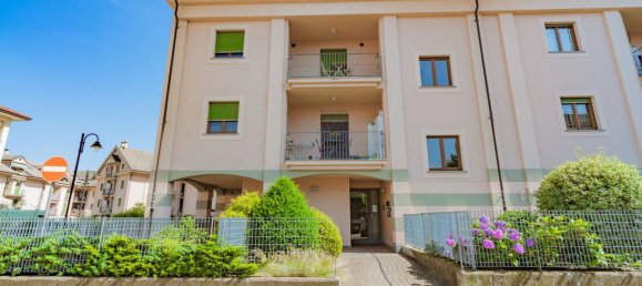3 rooms Apartment in Caraglio, Italy No. 303416 4