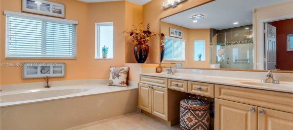 4 chambres villa à vendre à Miami, Miami-Dade, Florida, USA № 614288 30