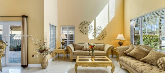 4 chambres villa à vendre à Miami, Miami-Dade, Florida, USA № 614288 10