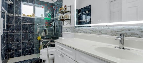 4 chambres villa à vendre à Miami, Miami-Dade, Florida, USA № 614288 24