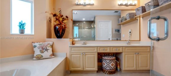 4 chambres villa à vendre à Miami, Miami-Dade, Florida, USA № 614288 29