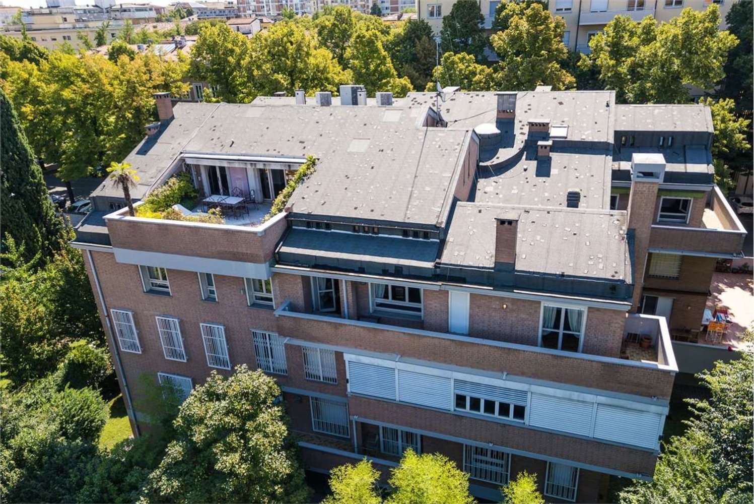 Penthouse de 8 divisões em Modena, Italy N.º 259754