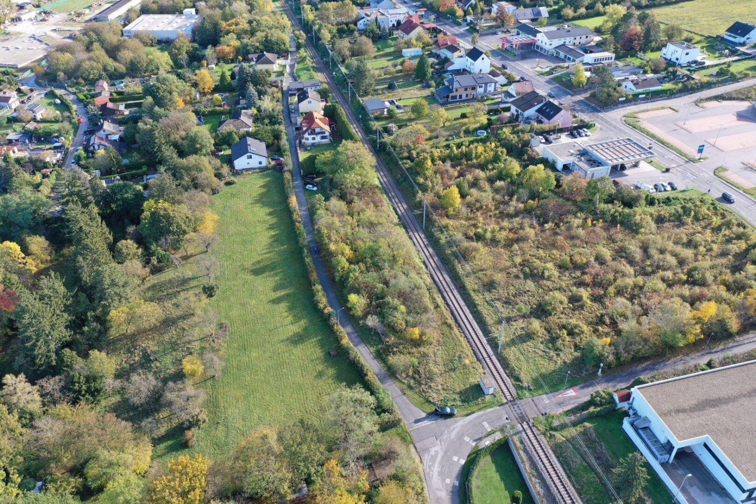 600m² Land in Bruck an der Leitha, Austria No. 117770