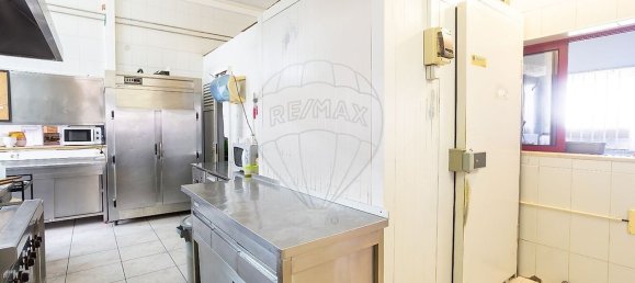 Lagerhaus in Agueda, Portugal 1424m², Nr. 73442 6