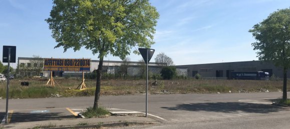 1100m² Warehouse in Montichiari, Italy No. 288500 6
