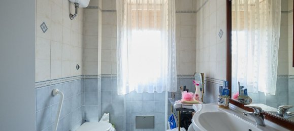 3 rooms Apartment in Bassano Romano, Italy No. 289400 13