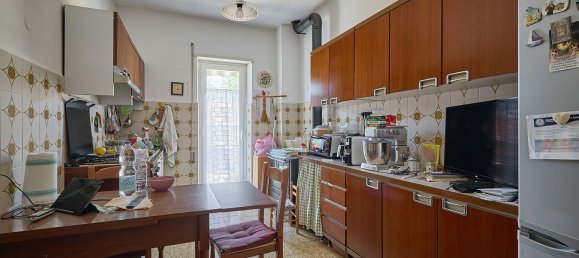 3 rooms Apartment in Bassano Romano, Italy No. 289400 5