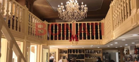 3 rooms Commercial property in La Spezia, Italy No. 154128 6