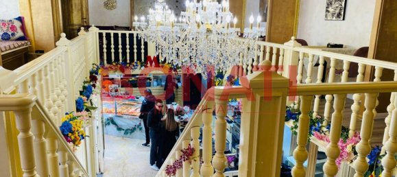 3 rooms Commercial property in La Spezia, Italy No. 154128 3