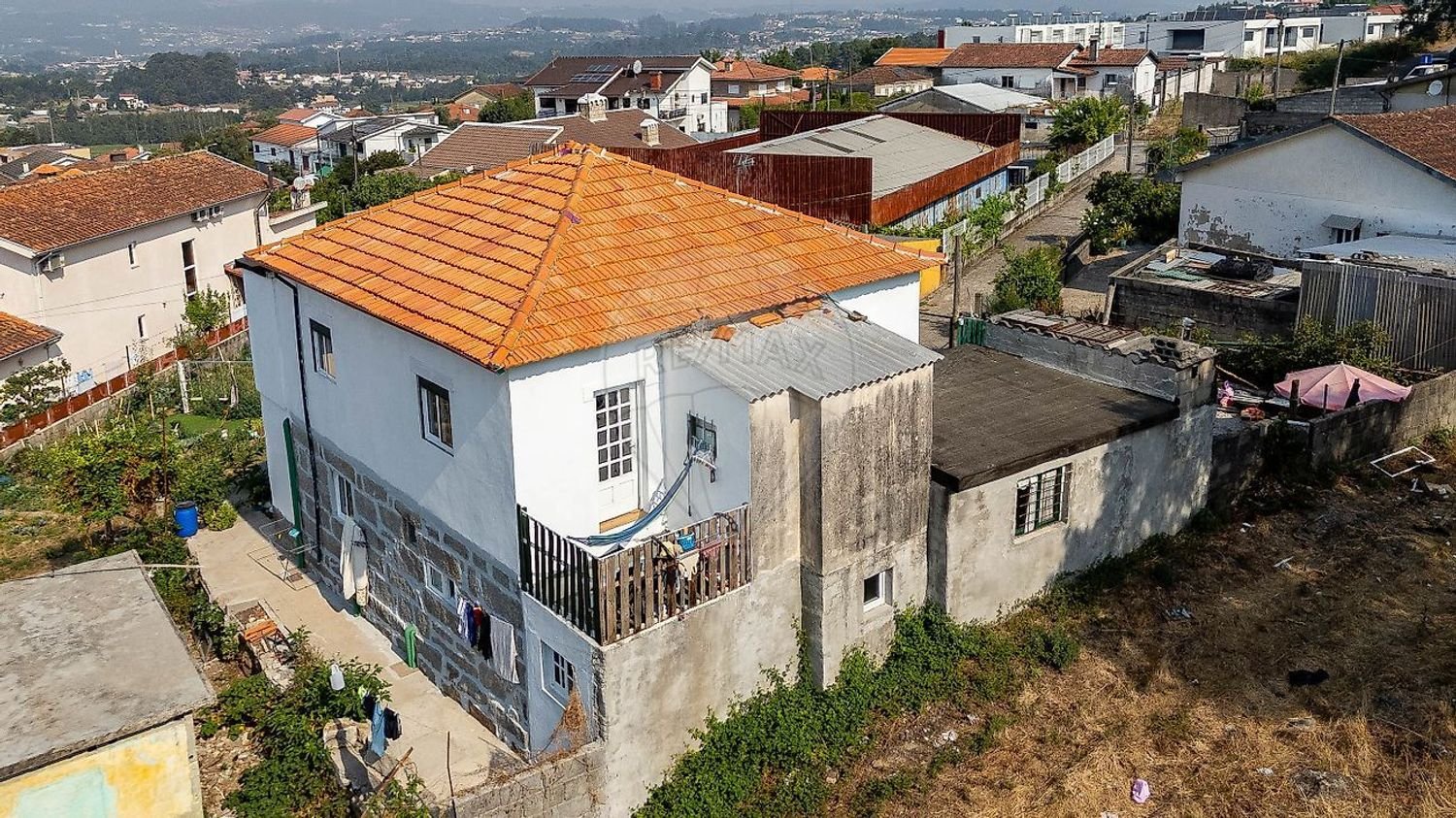 Casa de 3 dormitorios en Penafiel, Portugal No. 281777