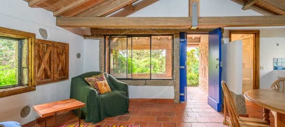 Дом с 11 спальнями в Пенафиел, Португалия № 10131 6