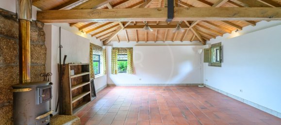 Дом с 11 спальнями в Пенафиел, Португалия № 10131 18