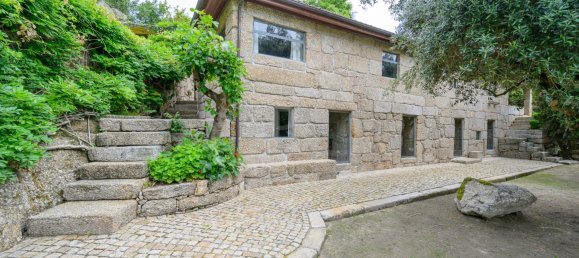 Дом с 11 спальнями в Пенафиел, Португалия № 10131 2