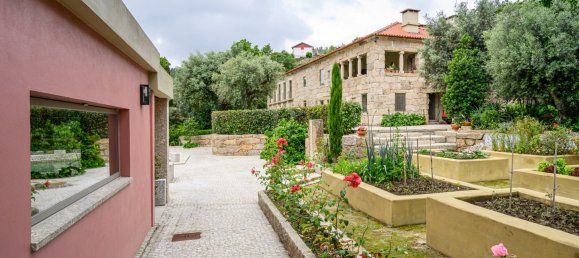 Дом с 11 спальнями в Пенафиел, Португалия № 10131 39