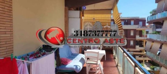 Квартира с 3 комнатами в Помеция, Италия № 16315 5